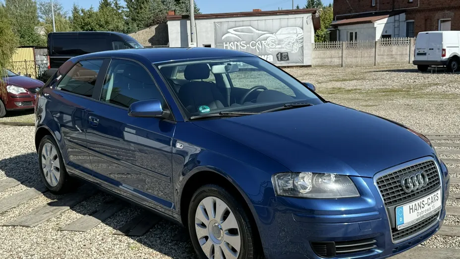 AUDI A3 -