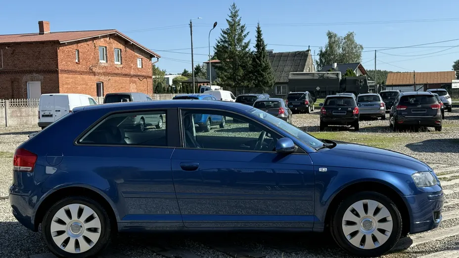 AUDI A3 -