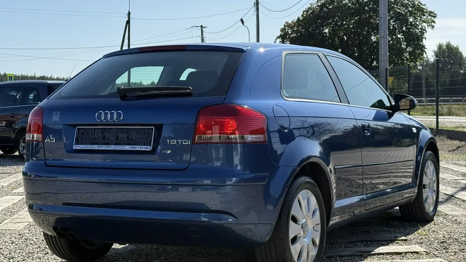 AUDI A3 -