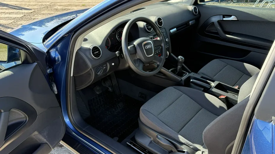AUDI A3 -
