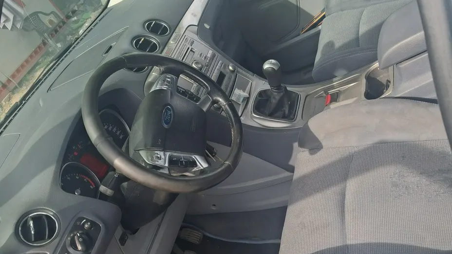 FORD S-MAX -