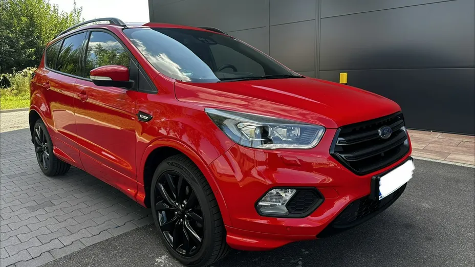 FORD Kuga -