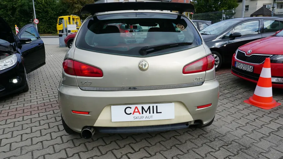 ALFA ROMEO 147 -