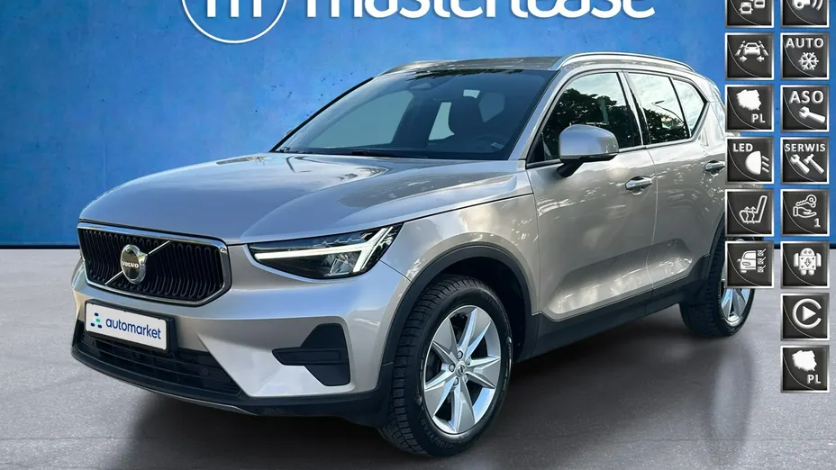 VOLVO XC40 -
