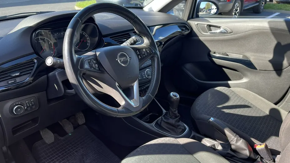 OPEL Corsa -