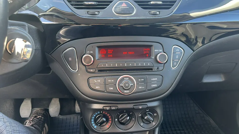 OPEL Corsa -