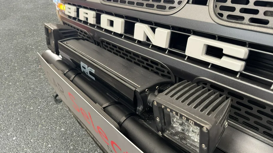 FORD Bronco -