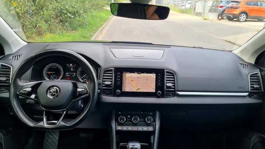 SKODA Karoq -