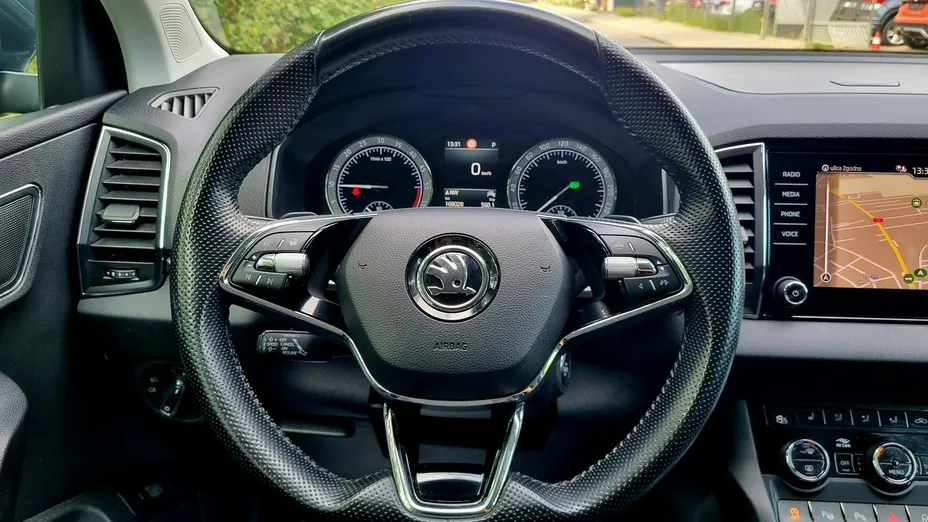 SKODA Karoq -