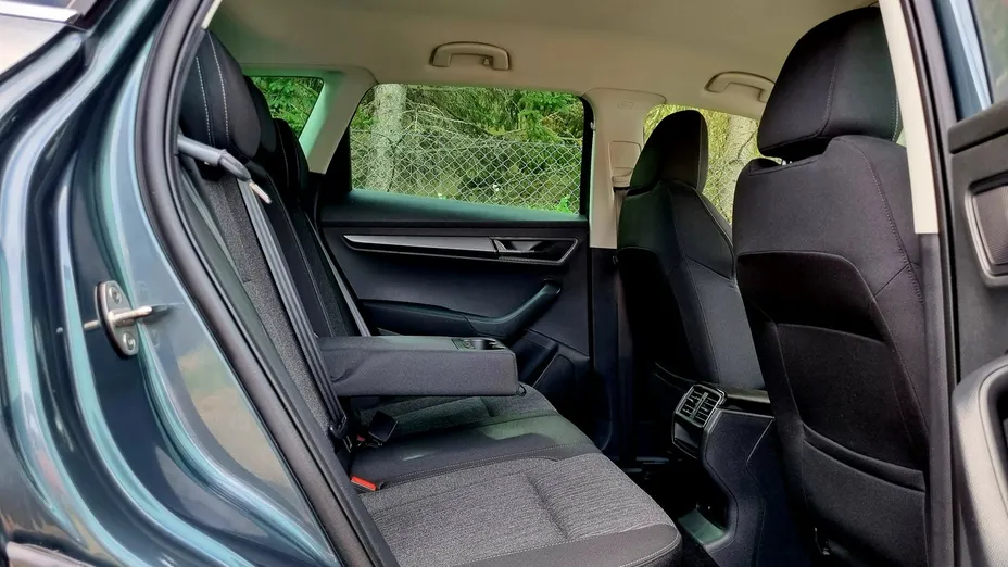 SKODA Karoq -