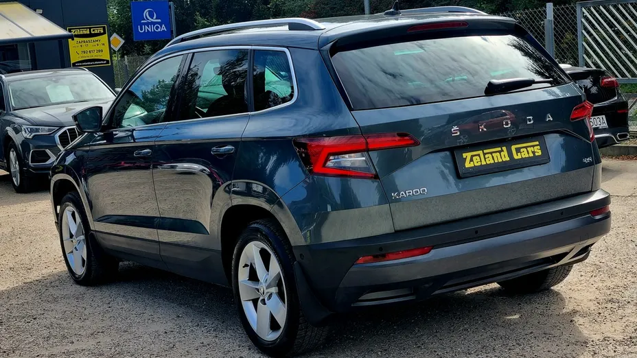 SKODA Karoq -