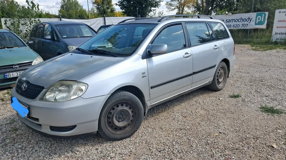 TOYOTA Corolla -
