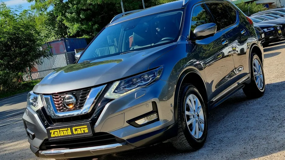 NISSAN X-Trail -