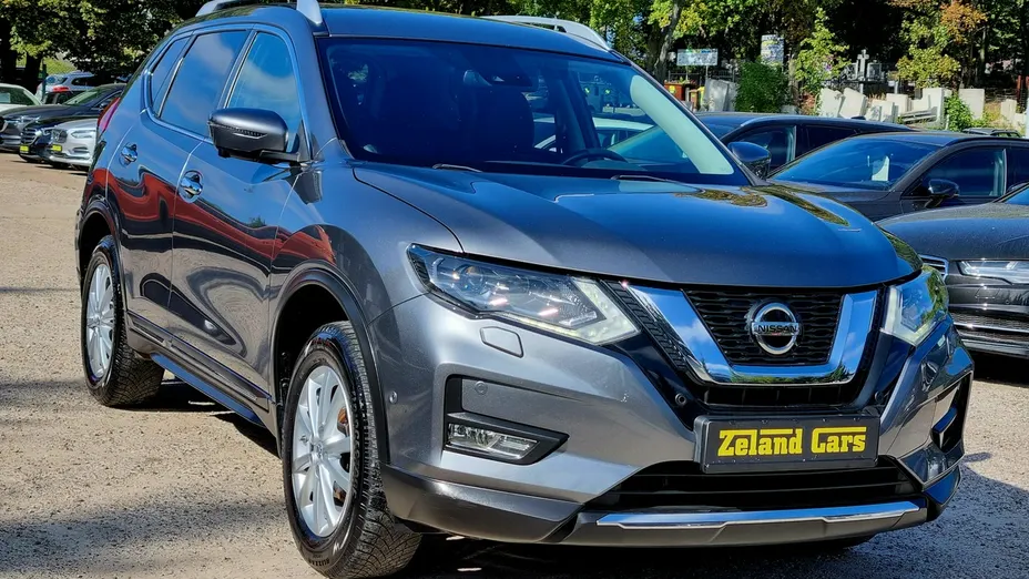 NISSAN X-Trail -