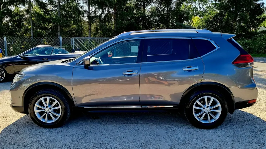 NISSAN X-Trail -