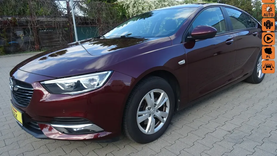 OPEL Insignia -