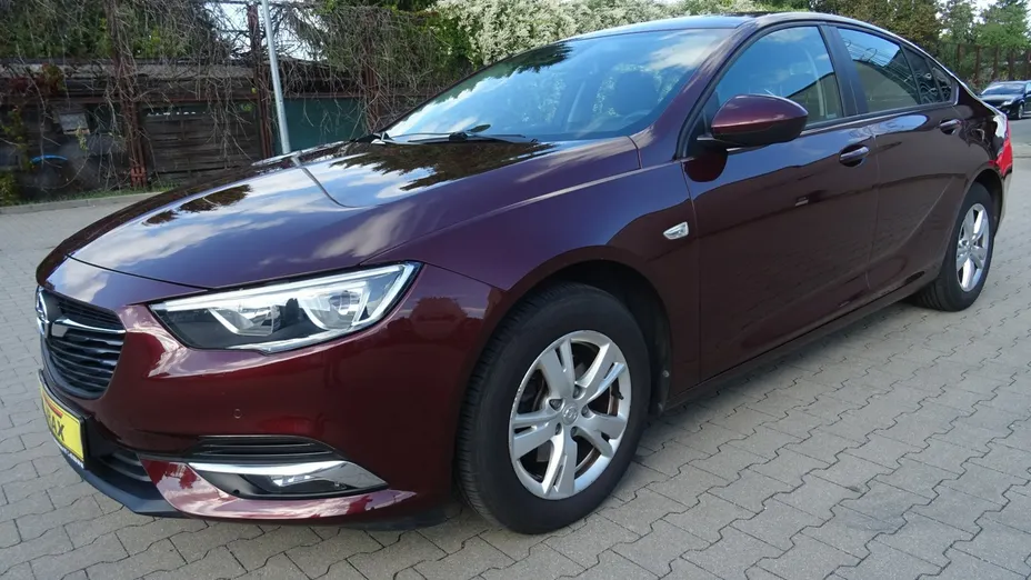 OPEL Insignia -