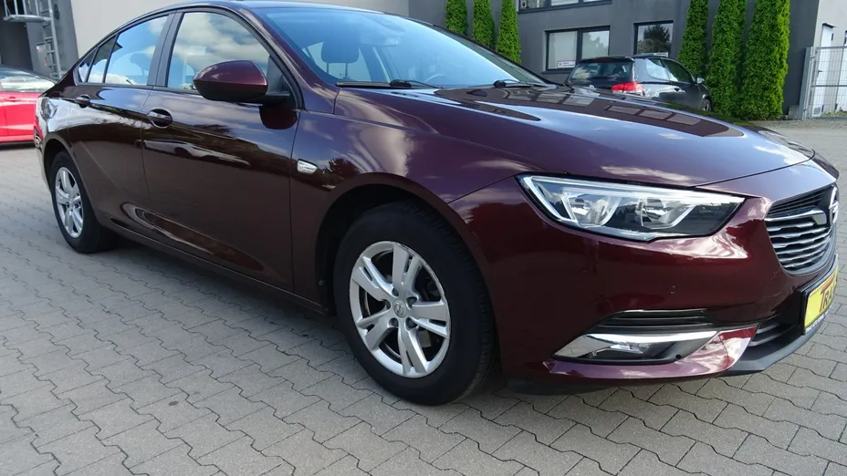 OPEL Insignia -