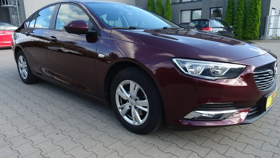 OPEL Insignia -