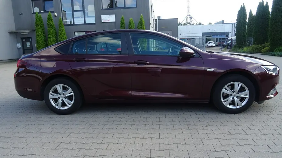 OPEL Insignia -