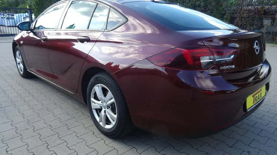 OPEL Insignia -