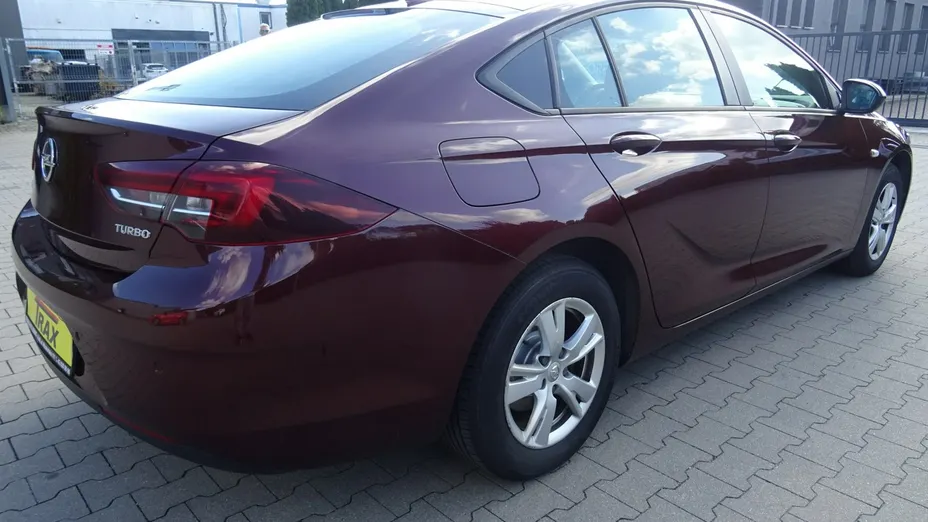 OPEL Insignia -