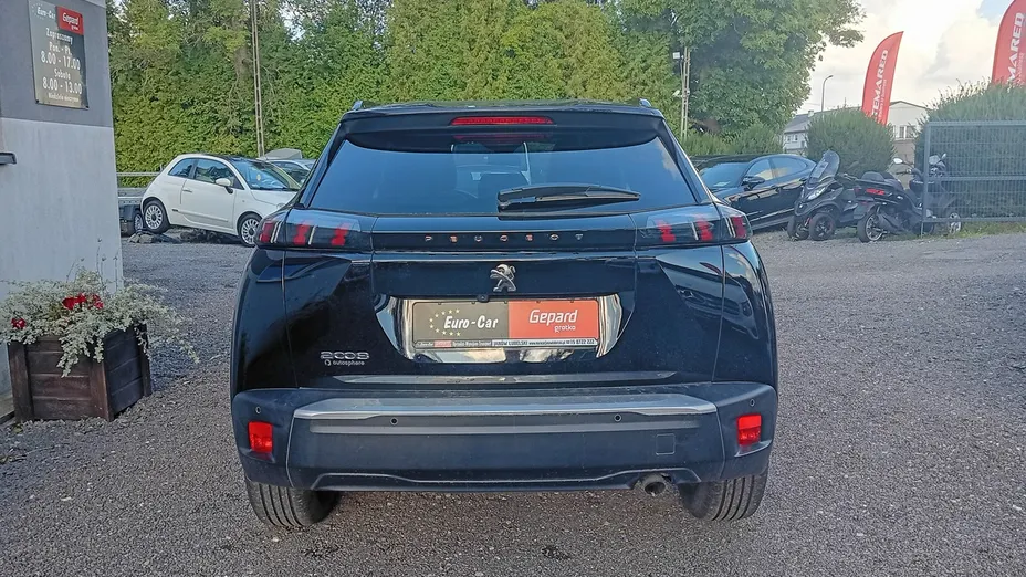 PEUGEOT 2008 -