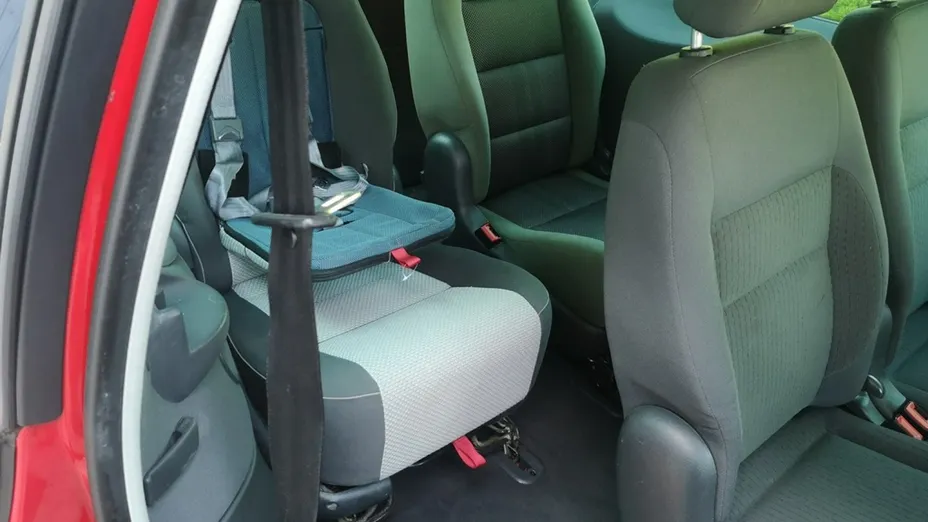 VOLKSWAGEN Sharan -