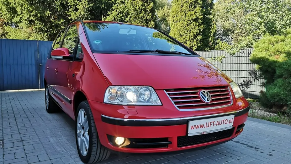VOLKSWAGEN Sharan -