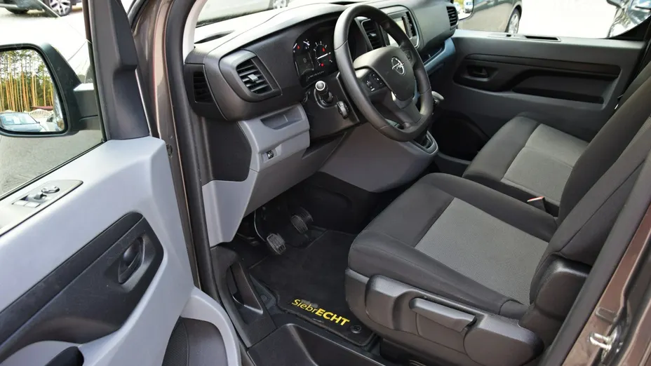 OPEL Vivaro -