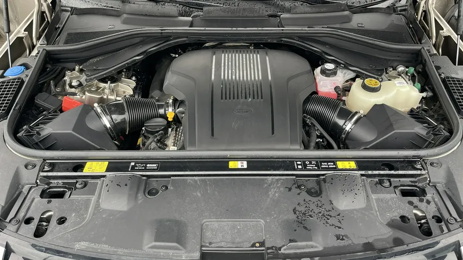 LAND ROVER Range Rover -