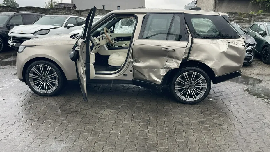 LAND ROVER Range Rover -