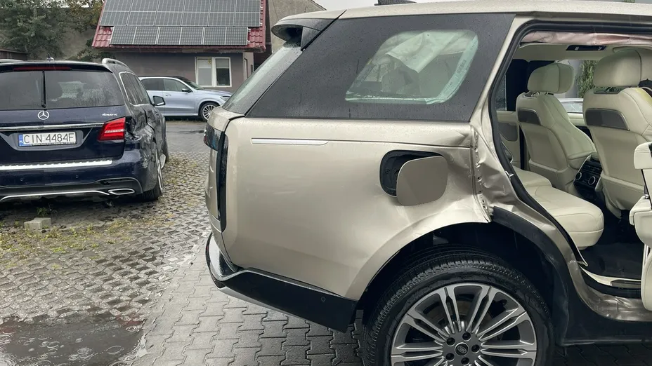 LAND ROVER Range Rover -