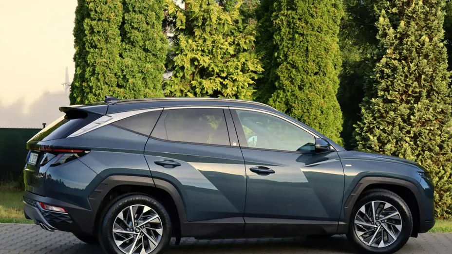 HYUNDAI Tucson -