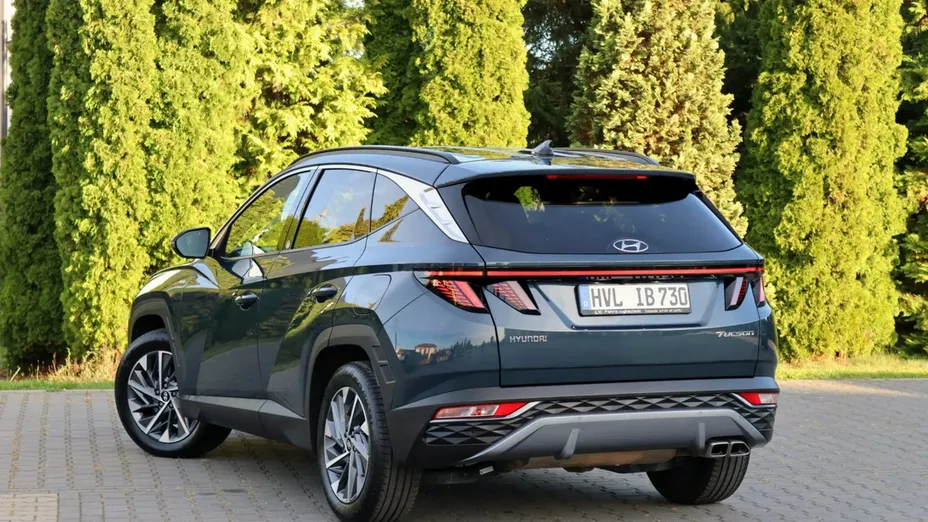 HYUNDAI Tucson -