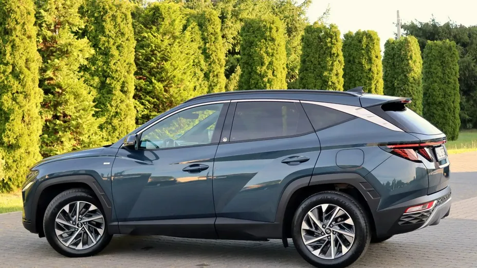 HYUNDAI Tucson -