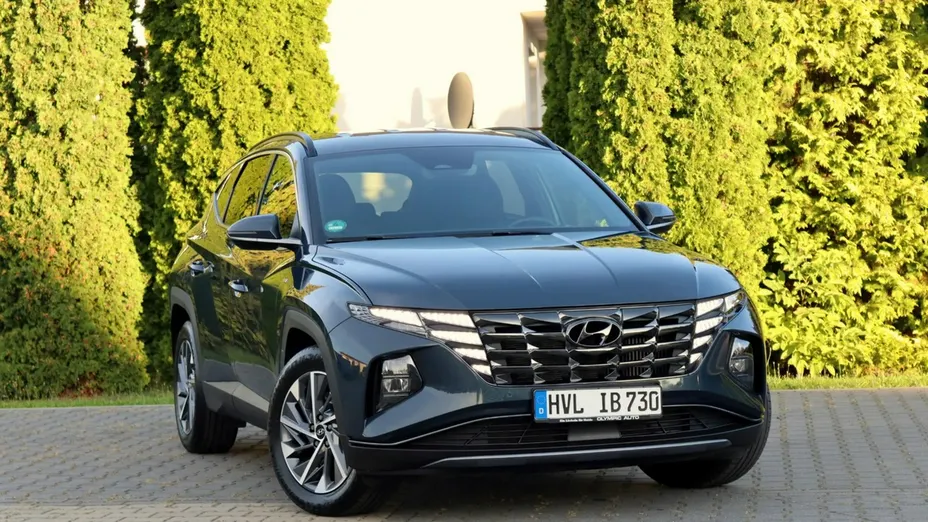 HYUNDAI Tucson -
