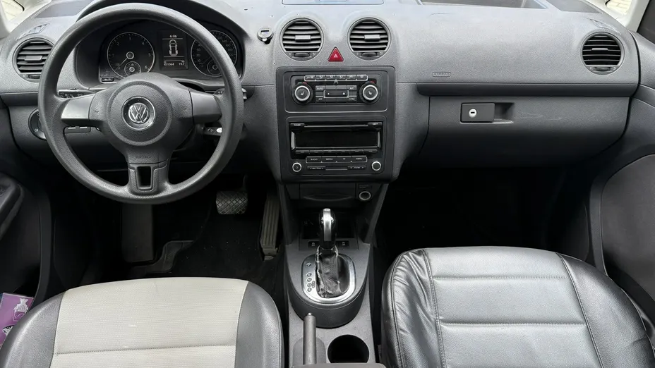 VOLKSWAGEN Caddy -