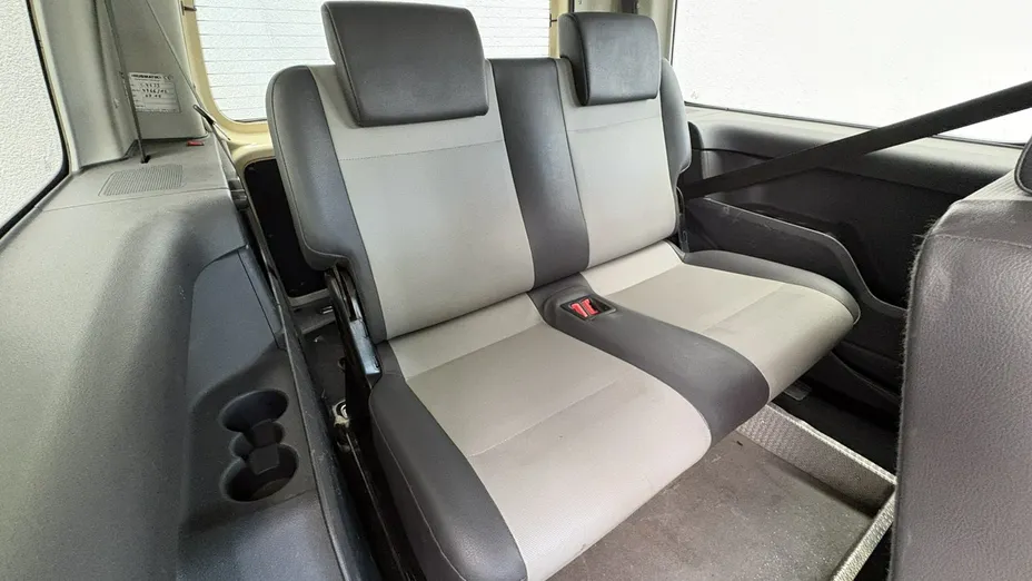 VOLKSWAGEN Caddy -