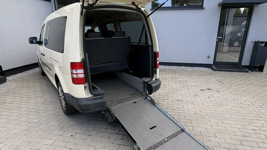 VOLKSWAGEN Caddy -