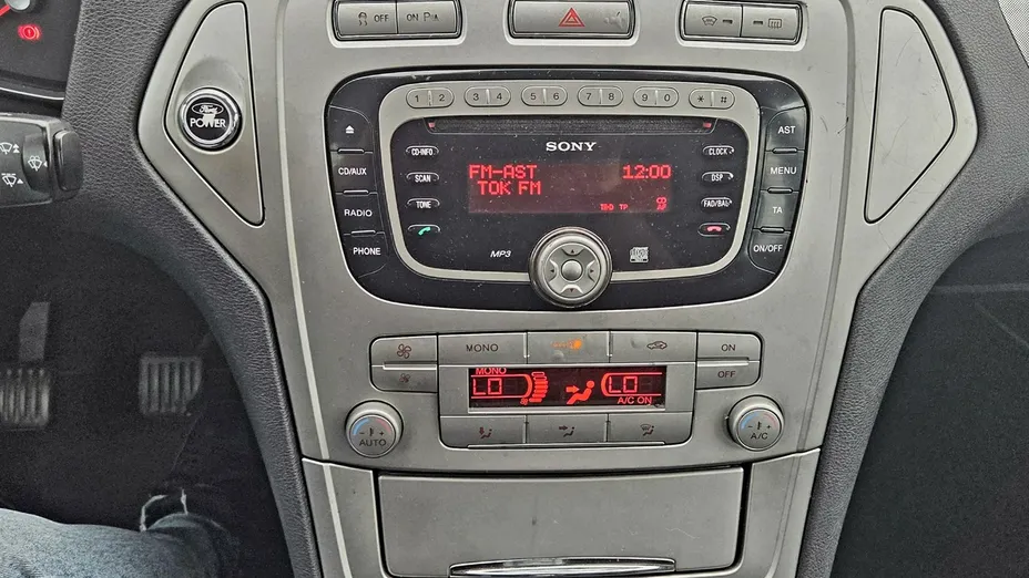 FORD Mondeo -