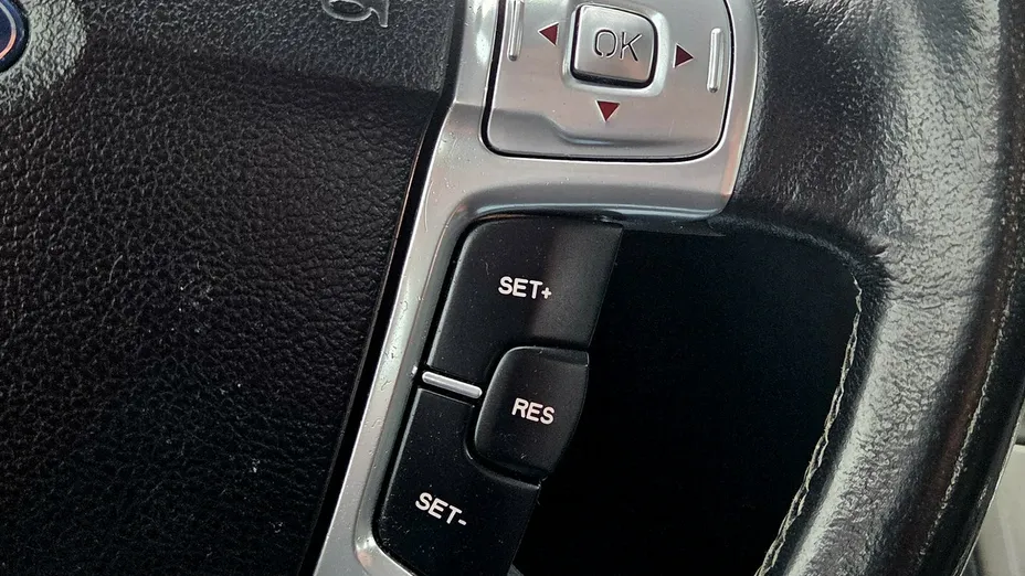 FORD Mondeo -