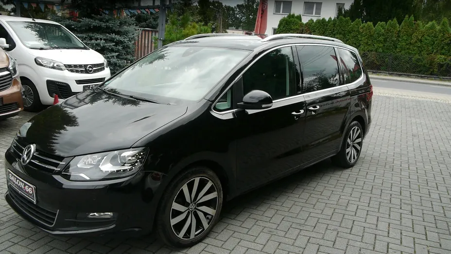VOLKSWAGEN Sharan -