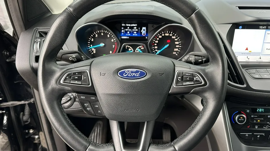 FORD Kuga -