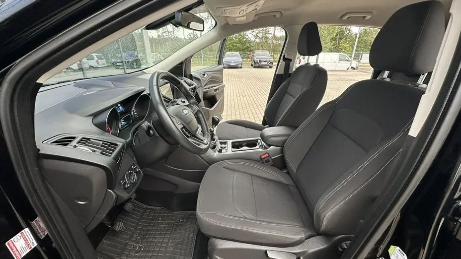FORD Kuga -