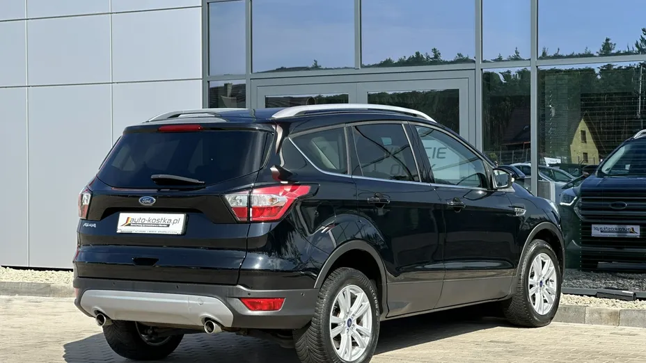 FORD Kuga -