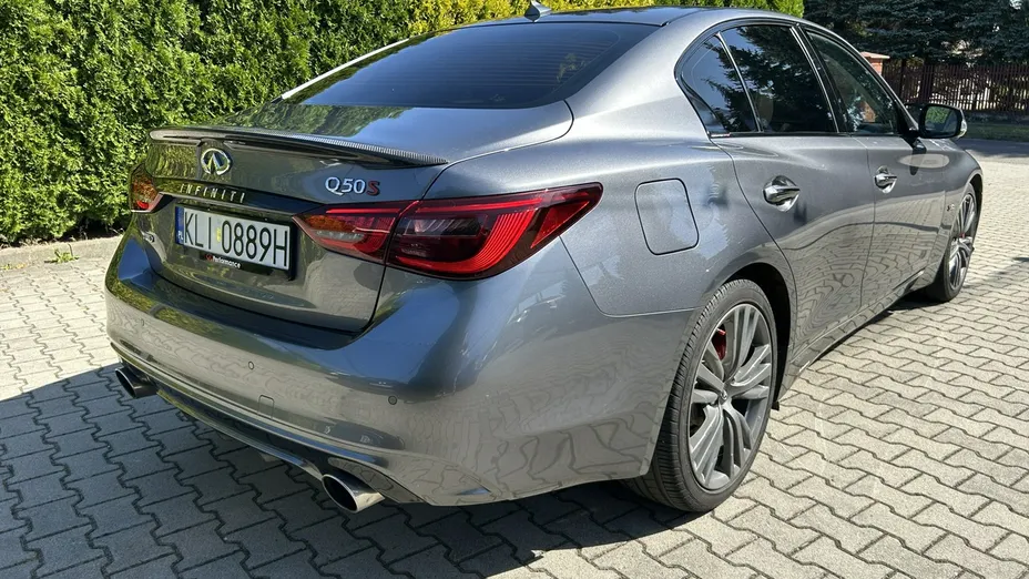 INFINITI Q50 -