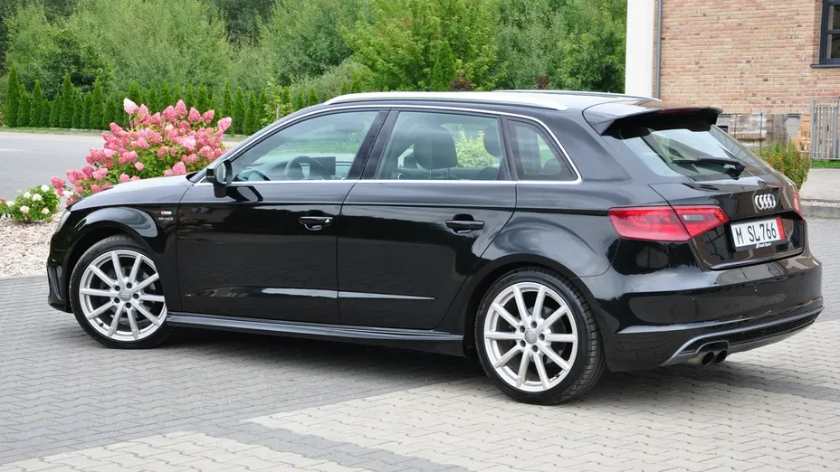 AUDI A3 Sportback -