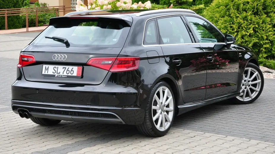 AUDI A3 Sportback -