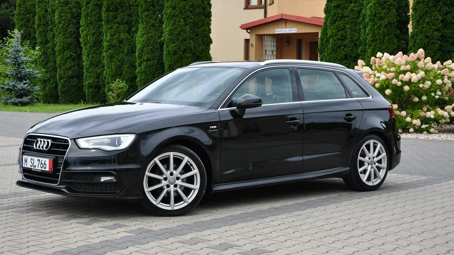AUDI A3 Sportback -